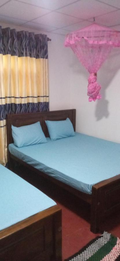 Impress Holiday Home Anuradhapura Exterior photo
