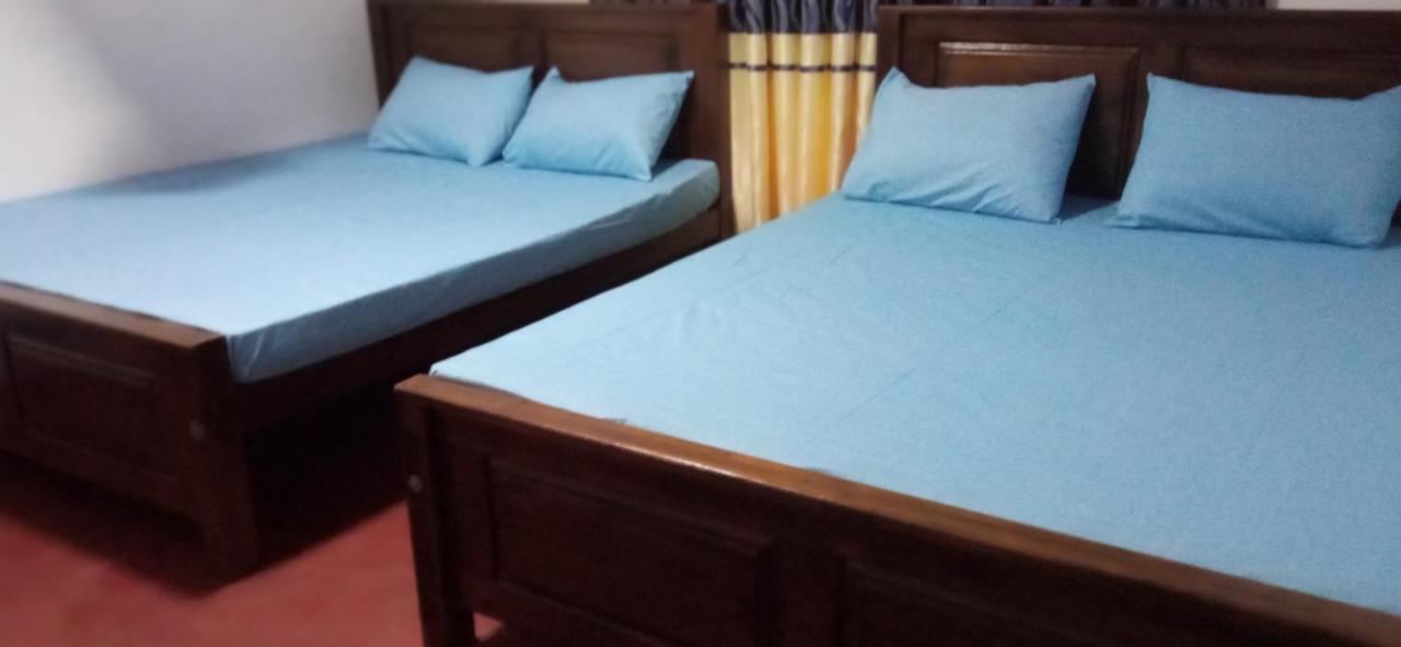 Impress Holiday Home Anuradhapura Exterior photo