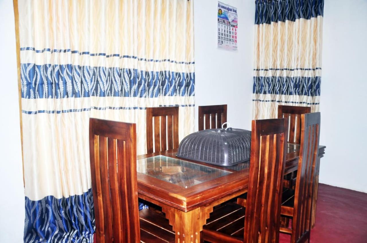 Impress Holiday Home Anuradhapura Exterior photo