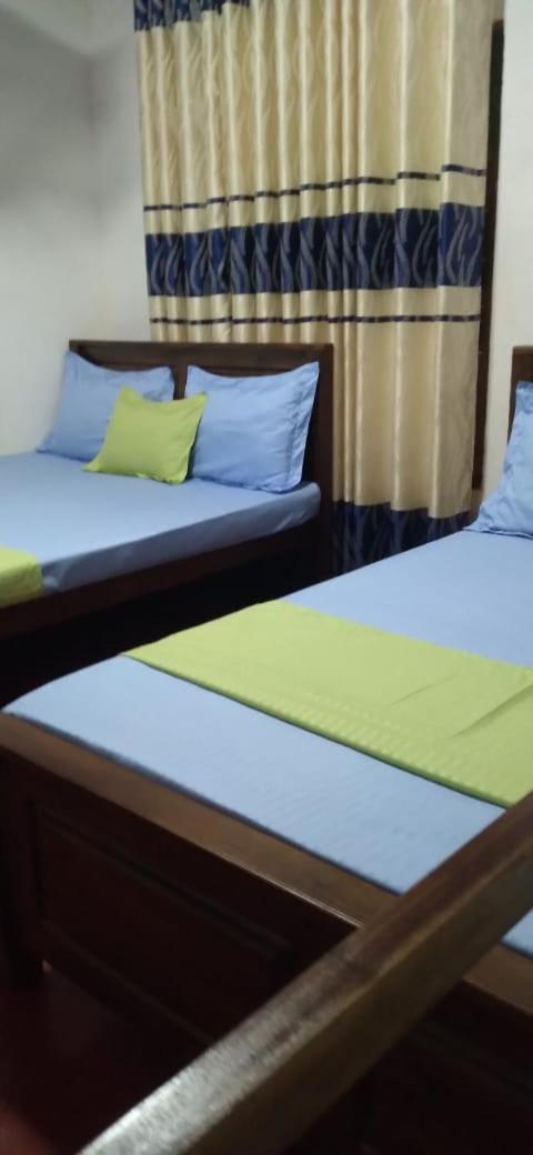 Impress Holiday Home Anuradhapura Exterior photo